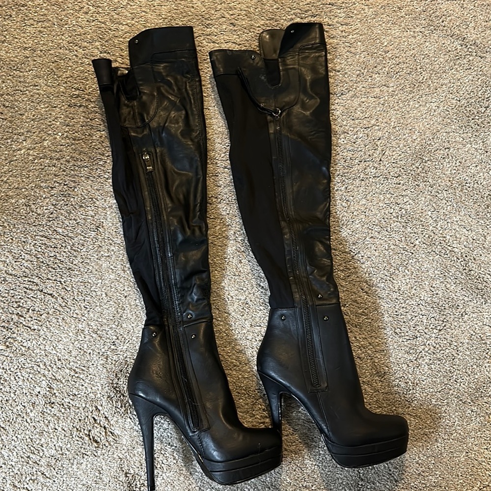 Never worn Black Thigh high Bakers size 7 FARAH2